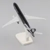 Modèle d'avions métalliques 20cm1 400 Zélandais Boeing777 Réplique métallique avec engrenage d'atterrissage matériau matériau aviation Simulation Boy cadeau 240417