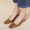 Sandals Slingbacks Chaussures sur le talon 3,5 cm Vache femme Summer Corée Style Daily Pumps Square Fermed Toe Women Elegant