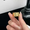 Дизайнер высокого класса Vance Golden Kaleidoscope Ring Wide и узкий полный бриллиант 18K Rose Gold Flower Diamond Light Luxury Style Кольцо женского кольца