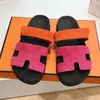 Sandalen voor vrouwen zijn lichtgewicht, niet-slip, ademend, cool, comfortabel, slijtvast en gemakkelijk te spoelen, waardoor ze de beste keuze zijn voor hedendaagse vrouwen.Maten 36-39-42