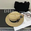Szeroki brzeg słomy luksusowy płaski czapkę kubełkową dla kobiet elegancka perła ozdobna czapka na plażę czapkę letnia okrzyżka trawna trawiona czapka