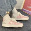 Scarpe casual rosa kawaii sneaker femminili vintage sport sport piatta piattaforma coreana carina vulcanize designer 2024