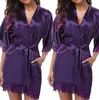 Sexig bröllopsklänning Kvinnor Korta satin Bride Robe Lace Silk Kimono Bathrobe Summer Bridesmaid Nattkläder plus storlek Peignoi