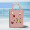 Мини -резиновая летняя пляжная сумка Eva Hole Toting Tote Bag Сумки для хранения моды Женщина Водонепроницаемое открытое спорт 240411
