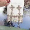 Chandelier en peluche Mwsonya New Palace Style Silver Color Luxury Crystal Cross Boucles d'oreilles pour femmes Élégant Party Party Bijoux D240323