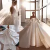 Royal Ivory Satin Dubai Arabskie sukienki ślubne Seksowne koraliki bez ramiączki bez pleców Ruche długie pociągnięcie pociągu ślubne z dużymi szatami na łuki 2024 NOWOŚĆ BC14905