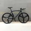 Cyklar 700C Track Bike 3-Spokes Magnesium Alloy Rim Single Speed ​​V-Broms Fixed Gear Muskulära cykel Aluminiumram Hjul Anpassningsbara Y240423