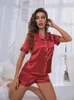 Lugar de dormir feminino Ciruiya Pijama de luxo feminino define shorts de cetim de cetim de seda sexy sexy femme femme duas peças casas roupas de noite 2024