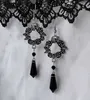 Charm Party Bijoux Vintage Gothic Vampire Witch Boucles d'oreilles en rose noire pour femmes Créative Holiday Party Accessoires de bijoux personnalisés Y240423