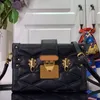 Petite Malle Brand Designer Bags Moda Moda Bolsa de ombro genuíno Dia dos namorados Aniversário Presente de Natal Bola punk cravejada versátil versátil