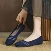 Chaussures décontractées femmes à tricot élastique plate tissage rond Couleur mélangée semelle douce et à la mode confortable à la mode confortable chaussure légère