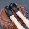 Casual schoenen retro stijl platte bodem soft cowhide single voor middelbare leeftijd en oudere moeders