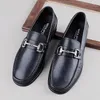 Dress Shoes Heren Business Zwart Ademend ronde-tenen zachte zolen slijtvast lederen paardenstraat gesp. Tsutsu Casual C