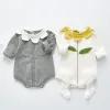 One piezas Baby Knited Comper Spring Autumn Lotus Collar Flower Flower Longitud Longwed Suprit Baby Baby Boy Bodysuit