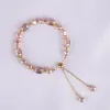 Strands Bracciale di perle in acqua dolce rosa per donne Accessori estivi per ragazze Dimensioni regolabili Bracciale di cristallo viola Regali ragazze belle