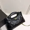 Senaste 22 cm Mini Handbag Diamond Chain Bag Designer Women's Versatile ClassicShoulder Crossbody Bag22*17*5 cm med låda