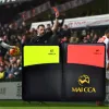 Pens Football Red et Yellow Card enregistrent le carton rouge Carr Carte Jaune Arbitre Équipement d'outil avec étui en cuir et stylo à bille