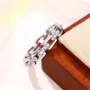 Bands HUCISAN Classic Linked conçu anneaux pour hommes / femmes Bands de mariage Accessoires avec CZ Silver Color Couple Rings Eternity Jewelry