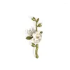 Brooches M Original Design Exquisite Baking Varnish Technology White Magnolia Flowers Simple Fashion 2024 South Korea Early Spring Tr