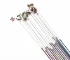 アクセサリーUSD1.45/PC PET CAT KITTHEN TOYS TOYS TOYS TOYS TOYS WANDS FINGION POLE WANDS FLYING INSECT TOYS FEATHER 20PCS/LOT