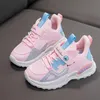 Kinder Spring Sneakers Girls School Casual schoenen Outdoor Ademend Licht Licht Zachte Teniz Pink Stonslip Kinderen 240416