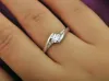 Zespoły Trend Biżuteria Białe tybetańskie srebrne pierścienie dla kobiet okrągły cyrkon kryształowy pierścień obietnica zaręczynowa