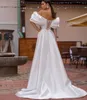 Vestido de noiva quente em uma linha de shoullder sldyt cetim fenda lateral gordura feminina feminina de noiva