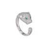 Les anneaux d'animaux personnalisés à chaud peuvent ajuster les anneaux de diamant Panther et la main à la mode avec des anneaux originaux de Carrtiraa