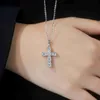 Fashion Luxury Blarry Designer Collier Sterling Silver Full Diamond Cross Collier pour les femmes et les couples avec des bijoux à chaîne de cols avec logo et boîte cadeau