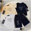 Ensembles de vêtements Designer Bear Kids Baby T-shirts Short Set Vêtements Enfants pour jeunes garçons filles Costumes de sport d'été Taille 2-10 Drop Livraison Oti6f