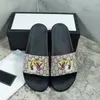 Sandali firmati italia pantofole paris gomma scivoli sandalo floreale broccato donna uomo pantofola fondo piatto flip flops donna a righe beach loafers scarpa 【code ：L】