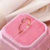 Bands Syoujyo Einfacher schlanker roter natürlicher Zirkonringe für Frauen eleganter Braut Hochzeit Schmuck 585 Roségold Farbe Korea Trendy Ring