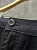 Designer Black Cargo Pants Long Byxa Mens Ny hela säsongen bär flera fickdekoration Hög gata stil ovesize classic byxor FZ2404237