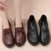 Scarpe casual in pelle primaverile per donne 2024 piatto oxford retrò comodo singolo fondo morbido signore mamma zapatos de mujer