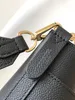 Designer Luxury Bucket Bag kan worden gedragen met een afneembare schouderriem en ketting op verschillende anticlinale manieren