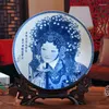 Figurines décoratives Jingdezhen Blue et White Ceramic Plate chinoise Drame d'opéra Pékin