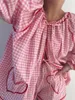 Damen T-Shirts rosa Plaid-Druck Shorts 2-Stück-Sets für Frauen lässig O-Neck süße Liebesschläuche Schnürung Langarm-Hemd hoher Taille Anzug