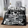 Mantas de moda motocicleta t-triunfo manta impresa franela premium manta delgada durmiendo suave portátil al aire libre Hoja caliente T240422