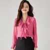 Blouses voor dames Franse stijl Rose Red Ruffe Collar Shirt met lint lente 2024 Elegante forens Chiffon Chiffon lange mouw top camisa feminina