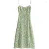 Casual klänningar Slim-Fit Side Slit Green Little Daisy Over-Knee Dress