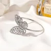 Strands Charm Hollow Rhinestone Butterfly Bracelets for Women Metal Pearl Bangles Wedding Party Akcesoria