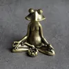 Vintage Brass Meditation Zen Buddhist Frog Statue Trinket Copper Animal Sculpture Incense Home Desk Decoration Tea Pet 240418