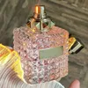 عطر النساء 100 مل عطر eau de parfum مكثفة وقت طويل الأمد رائحة جيدة EDP تصميم العلامة التجارية امرأة فتاة العطور كولونيا رذاذ ضباب سريع السفينة