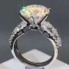 バンドHuitan New Trendy Wedding Jewelry Women Rings Brilliang Cubic Zirconia Crystal Engagement Anniversary Ring for Female Drop Ship