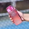 Tubblers Water Cup Plastikowe męskie sportowe fitness dla kobiet na świeżym powietrzu i poręczni kreatyczni dzieci