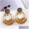 Chandelier en peluche de lustre rétro Round Boucles d'oreilles Jhumka pour les femmes 2024 Bijoux indiens Gold ethnique / couleurs sier Flower Pearl Pichet Wedd Dhvg5