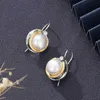 Charme Boucles d'oreilles en peluche simulées vintage pour les femmes 2023 Nouvelle mode de mariage Bijoux de bijoux Charme Crystal Boucles d'oreilles Cadeaux Y240423