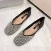 Casual Shoes Women Flat Spring Summer Girl Luxury Designer Round tå Vacker Crystal Pearl Fashion Slip-On Loafers 33-43