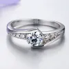 Zespoły 0,5 karatowe sześcienne cyrkon pierścionek zaręczynowy romantyczna biżuteria czysta biały kolor kolor srebrna srebrna pól ślubna Prezent dla kobiet