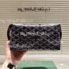 Kvinna Mens Cosmetic Bag Designer Makeup Bag Make Up toalettart Wash Bags Luxury Travel Cosmetics Pouch Purse Lädertryck Bokstäver Topp 178